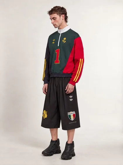Look on the model, three-quarter angle